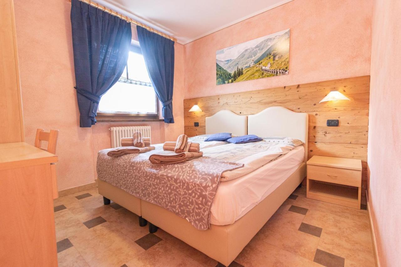Chalet Li Baita Daniela Λιβίνιο Εξωτερικό φωτογραφία